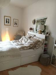 Super Gemutliches Stauraumbett Mit Vielen Kissen Stauraum Bedroom Wg Zimmer Zimmer Zimmer Gestalten