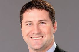 Petty helps keep ECU players grounded