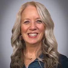 Nicole Gambacurta, Realtor