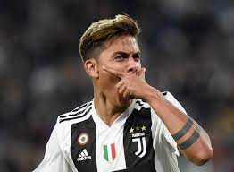 ذكرت تقارير إيطالية اليوم الجمعة أن وكيل أعمال الأرجنيتني باولو ديبالا مهاجم يوفنتوس سيجتمع مع مسؤولي اليوفي من أجل تجديد ديبالا في تورينو، مطلع الأسبوع المقبل، ودخل ديبالا الأشهر الـ 12 الأخيرة من عقده مع السيدة العجوز، ولم يلتزم حتى الآن بتجديد عقده مع الفريق. ÙŠÙˆÙÙ†ØªÙˆØ³ ÙŠØ¶Ø¹ Ø§Ø³ØªØ±Ø§ØªÙŠØ¬ÙŠØ© Ø®Ø§ØµØ© Ù…Ù† Ø£Ø¬Ù„ Ù…Ø³ØªÙ‚Ø¨Ù„ Ø¯ÙŠØ¨Ø§Ù„Ø§ Ø£Ø®Ø¨Ø§Ø± ØµØ­ÙŠÙØ© Ø§Ù„Ø±Ø¤ÙŠØ©