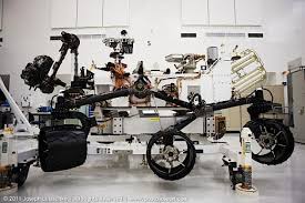 Mrvn is an impressive size with its mobile lab, and has massive wheels designed to travel over dunes, rocks and craters. The New Mars Rover Curiosity
