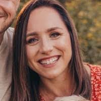 Alyssa Pitt's Instagram, Twitter & Facebook