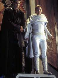 Star Wars Eposode Ii Attack Of The Clones Anakin And Padme On Geonosis At The Droid Foundry Star Wars Padme Star Wars Ii Star Wars Couples