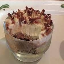 Olive garden offering free dessert for those with a leap day. Dark Chocolate Caramel Cream Dolcini From Olive Garden Mmmm Dolcini Dessert Dark Chocolate Caramel Yummy Food