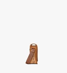We did not find results for: Small Klassik Messenger Bag In Visetos Cognac Mcm De
