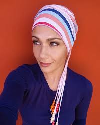 Los rayados se vienen con todo 💥 Nuevos colores para turbantes que cubren  toda la cabeza o las turvinchas de 20 cm de ancho Esta semana hay promo  📢3x2😉📢