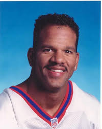 This group seems like the right place for this observation: 12 fret dreads  look like Payton Manning's forehead.