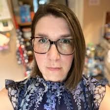 Sarah Crook's Instagram, Twitter & Facebook