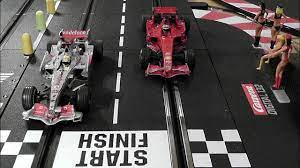 Carrera steht gerade ganz im zeichen der formel 1. Ferrari F2007 Vs Mclaren Mp4 22 One Battle 33 Runden Carrera Digital Bahn Slot 132 Youtube