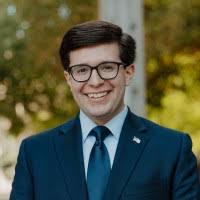 400+ perfiles de «Emens»