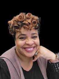 Free graduation gown for female in Moundsville