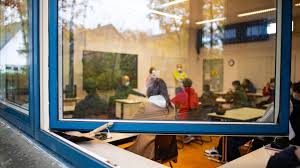 Auch kinder und jugendliche zwischen 12 und 15. Corona An Schulen In Nrw Ministerin Will Prasenzunterricht