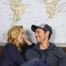 Angela Kinsey And Husband Josh Snyder Angela Kinsey Actors Actresses Actors