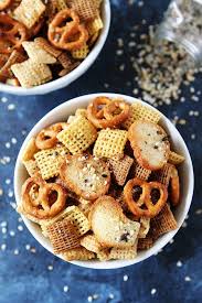 Best best christmas desserts ever from recipe for toffee chocolate bars e the best.source image: 65 Crowd Pleasing Christmas Party Food Ideas And Recipes
