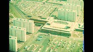 Piptobak från davidoff, caledonian, rattrays, solani, ashton, peterson, borkum riff, capstan, mac baren och greve hamilton. Frolunda Torg 1966 Youtube