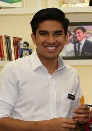 Syed saddiq syed abdul rahman , who was formerly parti pribumi bersatu malaysia's (bersatu) armada chief before he was axed in may 2020, has formally applied to register a new political movement, known as malaysian united democratic alliance, or muda. Syed Saddiq Wikipedia