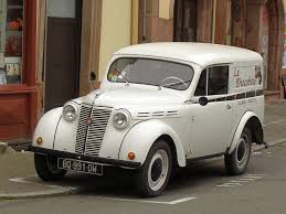 Renault Juvaquatre Fourgonette Small Family Car Berline New Renault