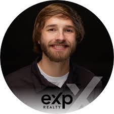 Chase Cupp's Instagram, Twitter & Facebook