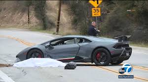 Red man crashed lamborghini huracan with stick vs mr. Lamborghini Motorcycle Crash Leaves 1 Dead In Agoura Hills Abc7 Los Angeles