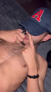 @CesarHot82s video Tweet