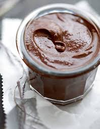 Pate A Tartiner Chocolat Amandes Que Faire Avec Une Tablette De Chocolat Patissier Elle A Table Pate A Tartiner Chocolat Recette Pate A Tartiner Pate A Tartiner