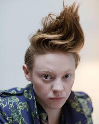 La Roux 💚