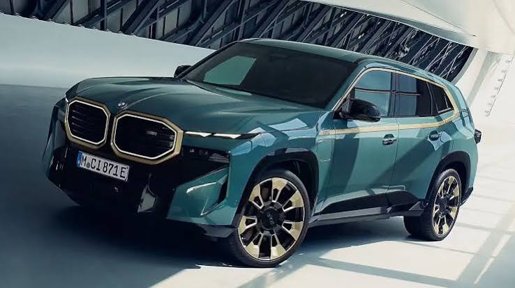 BMW XM Price - Images, Colours & Reviews - CarWale