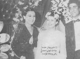 صور نادرة لحفلات زفاف نجوم الفن قديما islamic art calligraphy grey wallpaper iphone islamic art