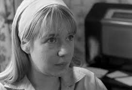 Unidentified performers (including doubles, extras, etc)