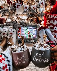 The Grinch And 9 Other Amazing Christmas Movies To Watch With Your Family This Holiday Season The Best Chris In 2020 Cozy Christmas Christmas Aesthetic Cosy Christmas