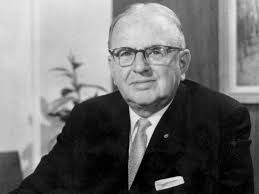 Norman Vincent's Instagram, Twitter & Facebook