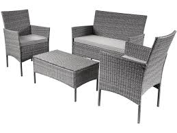 Autrefois plus classique, les salons de jardin en résine tressée osent désormais l'originalité en proposant des lignes modernes, des formes variées (résine plate ou ronde) et des couleurs tendances (chocolat, noire, grise, beige ou blanche). Salon De Jardin En Resine Tressee Toronto Bis Florida Gris 93965 100214