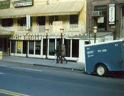 Yorkville Memories Of Bars And Restaurants Of Yorkville Yorkville Street Pictures Memories