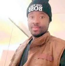 🔴🇨🇩FLASH- Sur 7sur7.cd, l'artiste-musicien, Jean #Goubald a fustigé la  sanction infligée à la chanson "Mama Yemo" de son collègue, #Karmapa par la  commission de censure et l'a encouragé à ne pas courber