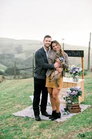 Combien de gens meurt a cause du lorier / autoblog. Puppy Kissing Booth Marriage Proposal In Napa The Yes Girls
