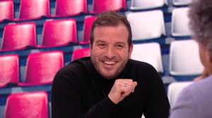 Follow me also on twitter:. Van Der Vaart Werd Afgebeuld Door Davids Hij Is Altijd Prof Gebleven Nos