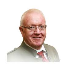 Very sad news this morning to hear of two passings from legends of the  Scottish music scene. Pipe Major Ian MacLellan and Adam McNaughtan. RIP and  our thoughts are with their families.