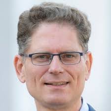 Zhengyang Xu (@DanielZYXu)