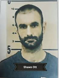 Warrant results in 5 Arrest