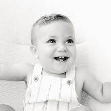 The atp studio has been blessed with so many beautiful bumps this spring  which can only mean one thing; so many newborns are heading my way soon,  yay!