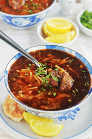 Chorba Vermicelles Soupe Algerienne Recette En 2020 Recette Avec Viande Hachee Plat Principal Vermicelles