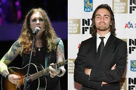 She's received praise from artists ranging from red hot chili peppers bassist flea to slipknot drummer jay weinberg. Against Me Frontwoman Slams Rumored New Slipknot Drummer