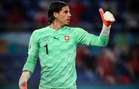 Explore tweets of yann sommer @yannsommer1 on twitter. Switzerland Goalkeeper Yann Sommer Left For Italy Game Gladbach S Wife Is Expecting A Child