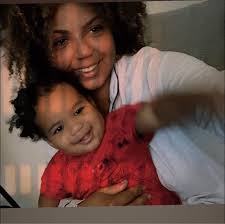 It's ibuypower pc complete set up can get spec for serious buyers comes  with tower keyboard mouse l shape gaming desk gaming chair mousepad 32inch  msi curves monitor and to Samsung curved