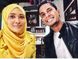 Ia merupakan kesinambungan daripada telefilem cekelat semanis honey. Cekelat Tak Semanis Honey Telemovie Astro
