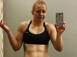 The crossfit games are the world's premier test to find the fittest on earth™. Reality Winner Turns Prison Yard Into Her Own Personal Crossfit Gym