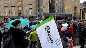 Demo gegen corona regeln in stuttgart wir lassen die teilnehmer sprechen. Demos Und Aktionen