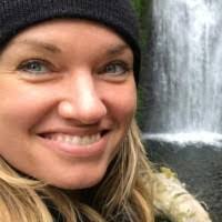 Anne Dupuis's Instagram, Twitter & Facebook