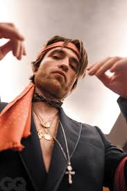 A community for the discussion of robert pattinson's film projects, promo, career news, music and whatever else he gets up to. Robert Pattinson On Being Batman Tenet And Life In Isolation Gq