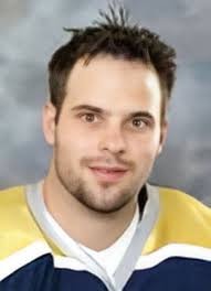 Player photos for the 1998-99 Burnaby Bulldogs at hockeydb.com